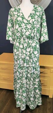 Floral Maxi Dress Plus Size 22 Green White Tiered A-Line Elastic Waistband